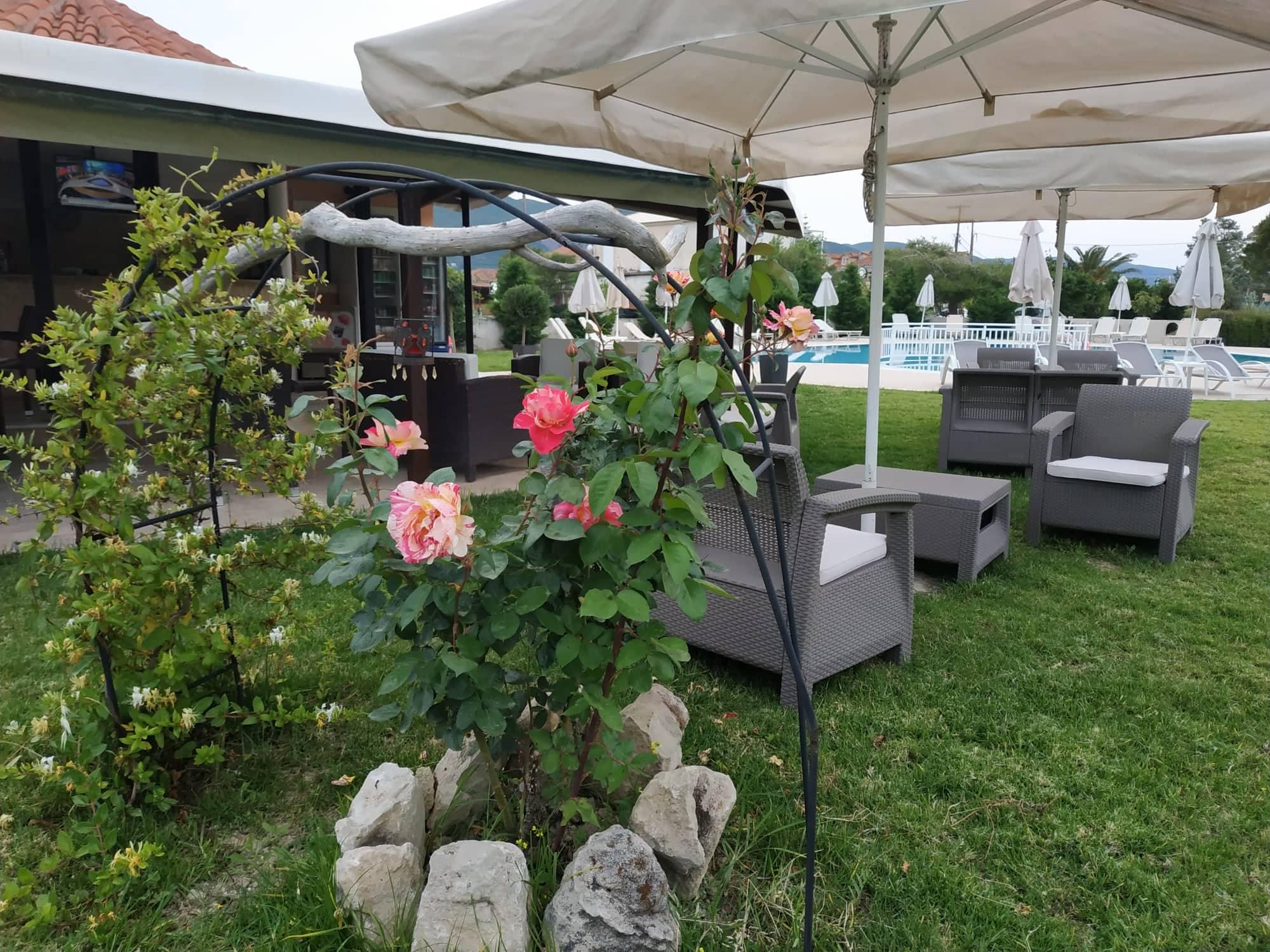 Eleni'S Garden & Castello Suites Alykanas  Exterior photo